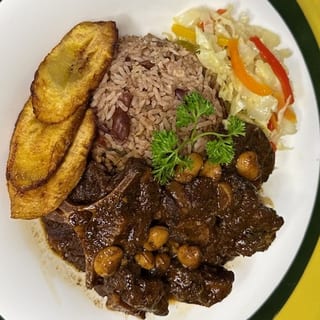 Braised Oxtail and Butter Beans